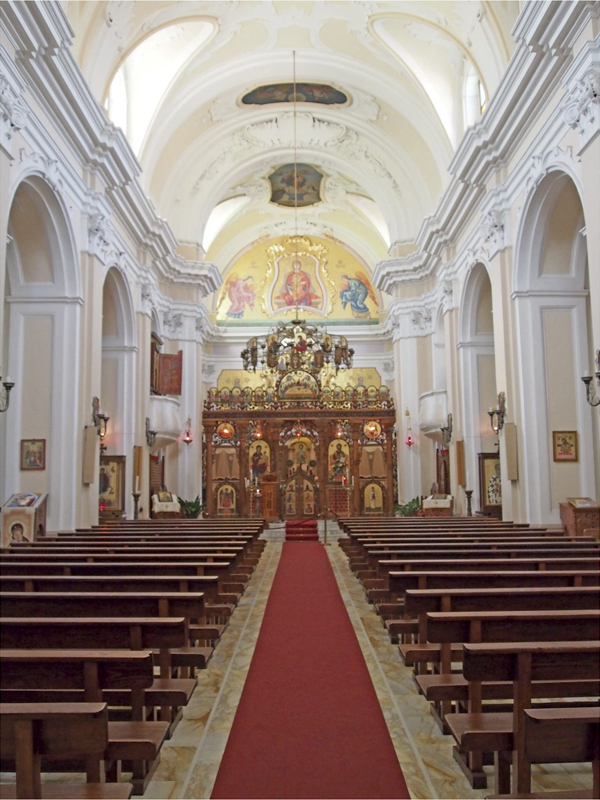 Interno Chiesa di Santa Maria Assunta a Civita