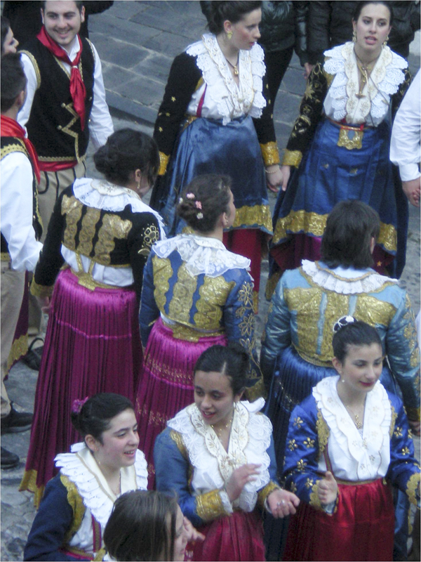 Costume tipico di Civita