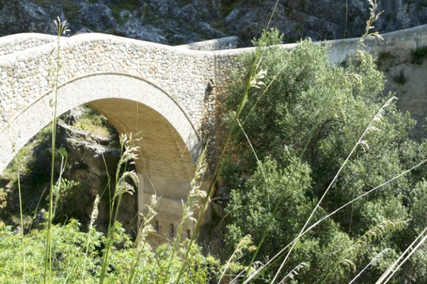 Il ponte del diavolo a Civita
